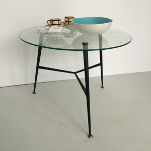 table basse ronde verre metal laiton annees50 adnet interiordesign